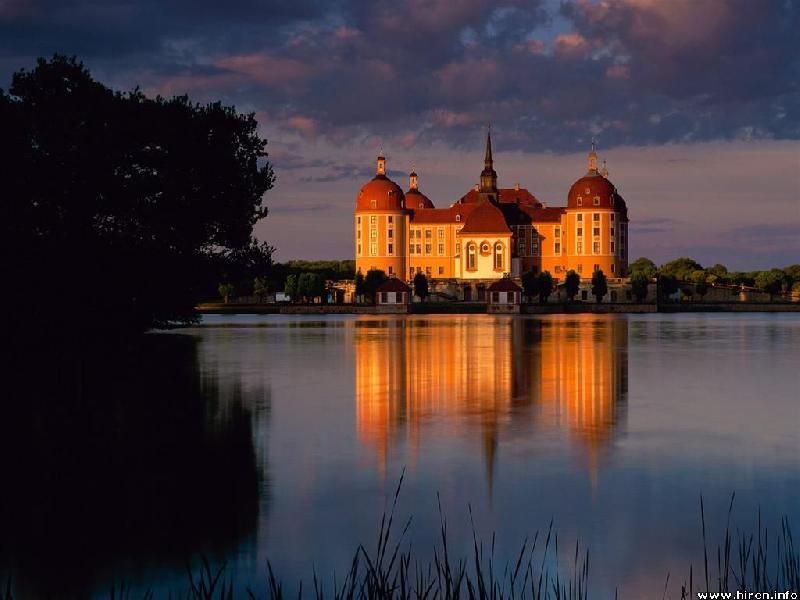 moritzburg-castle_saxony_germany.jpg