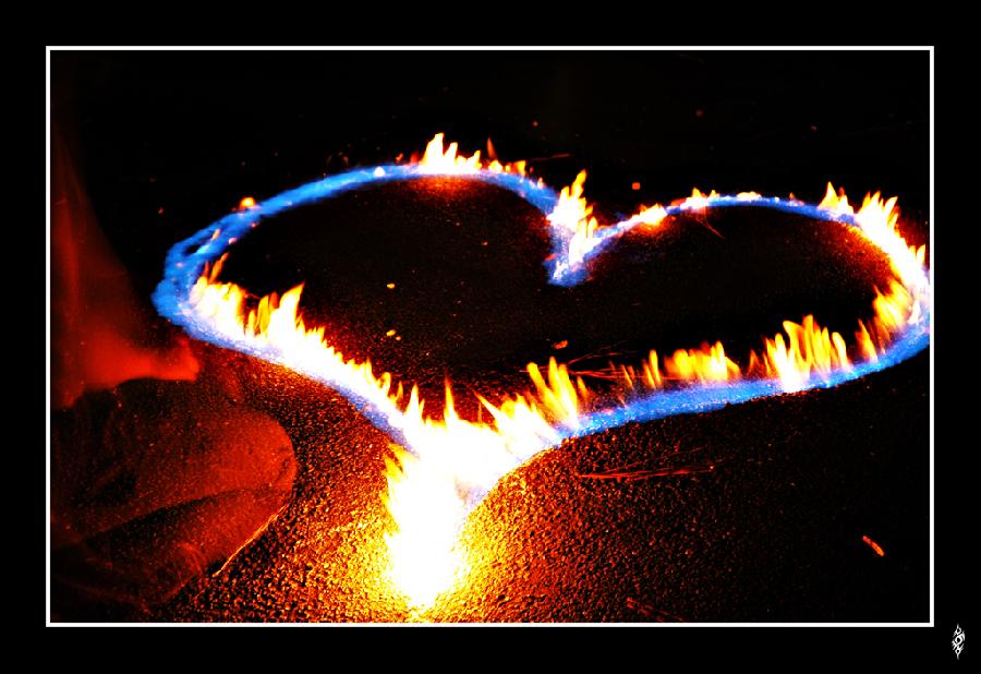 Hearts_on_fire_by_Kmterry.jpg